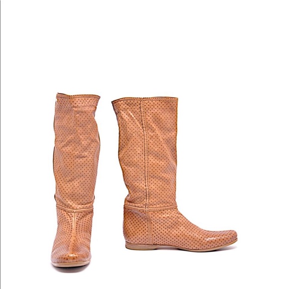 Prada leather scrunch boots - Picture 2 of 7